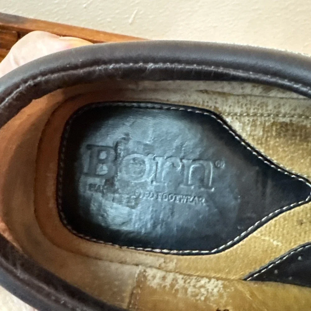 Born 9.5 M/W B8549 G3 Shoes Slip On Loafers